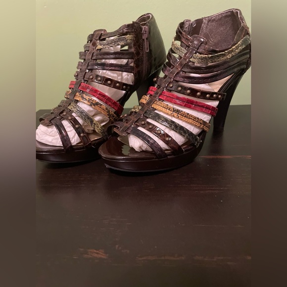 Madden Girl Kickoff Platform Open-toe Gladiator Strappy Sandal Brown Wm size 7.5 - Picture 4 of 9